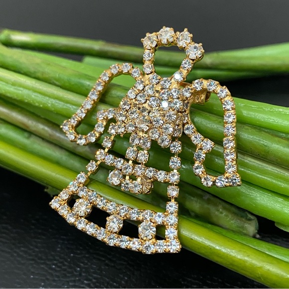 Vintage Unsigned Pave Rhinestones Crystal Gold-tone Angel Christmas Brooch - Picture 2 of 11